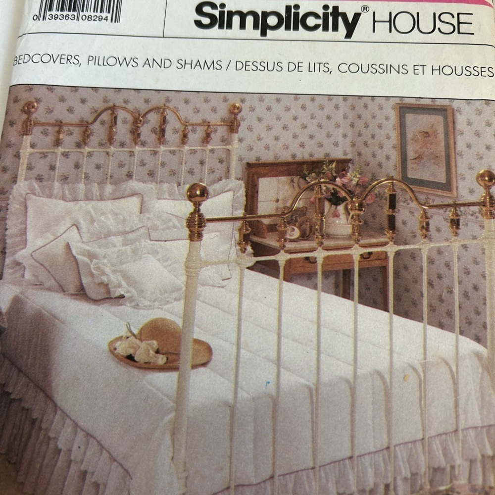 4/$50 Simplicity 8897 sewing pattern duvet cover, sham, pillows kit 🪡